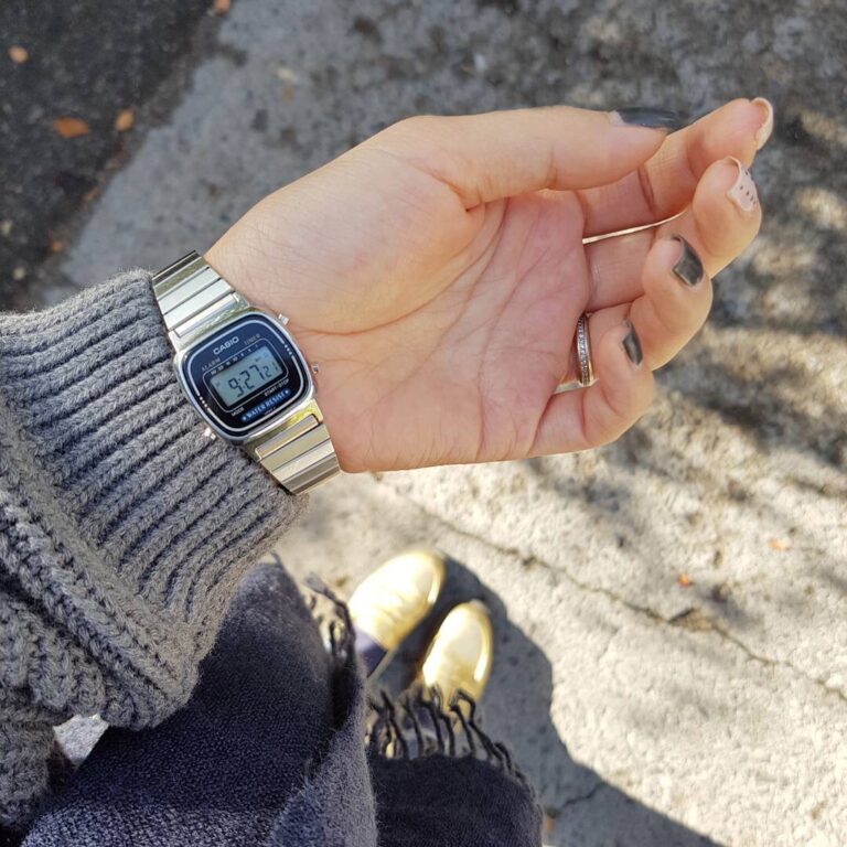 ساعت مچی کاسیو LA670WA-2DF