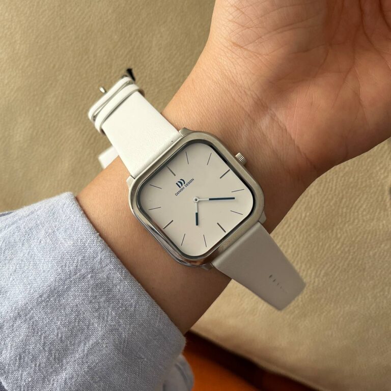 ساعت مچی iv12q962 دنیش دیزاین